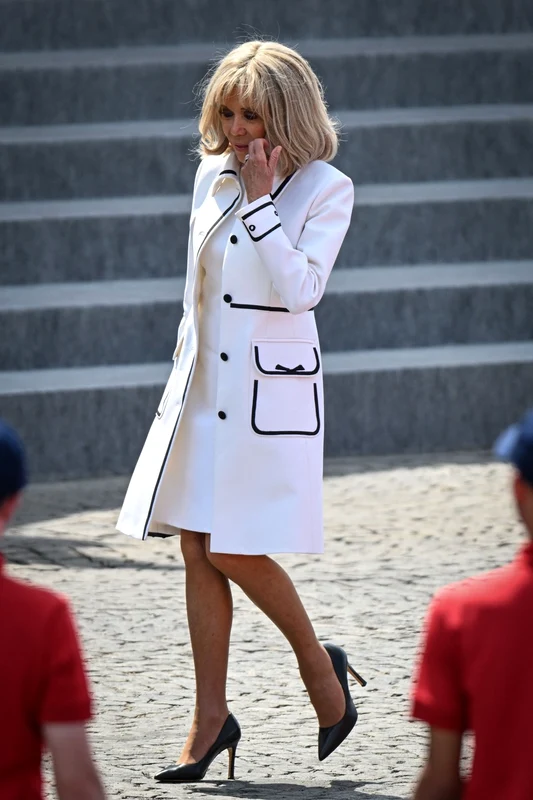 Brigitte Macron supărată. FOTO: Profimedia