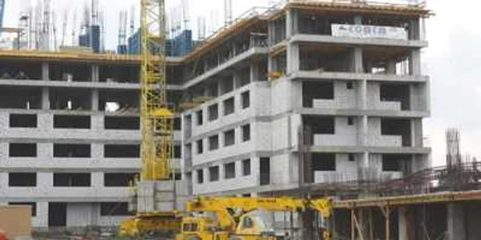 La clădirile rezidenţiale, volumul lucrărilor de construcţii a scăzut cu 2,3% în 2011