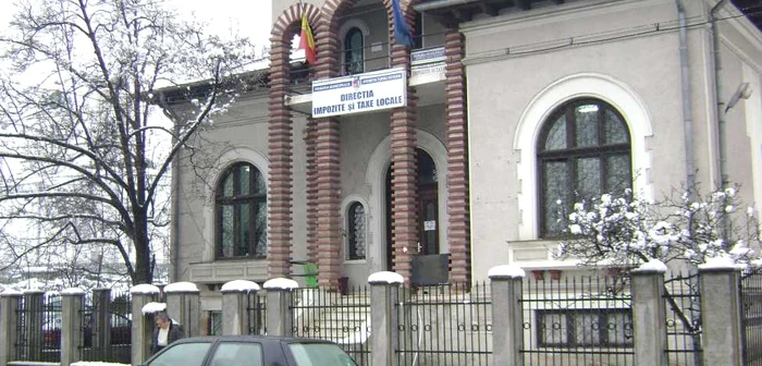 Taxele pentru maşini şi terenuri vor creşte cu 11 procente