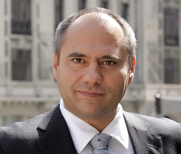 Cristian Jura este arbitru în cadrul Tribunalului pentru Arbitraj Sportiv. Foto Linkedin