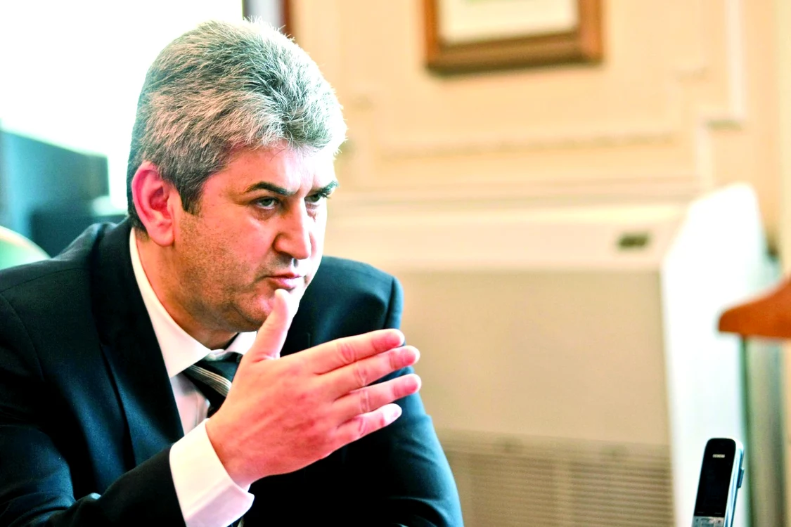Gabriel Oprea, preşedintele UNPR
