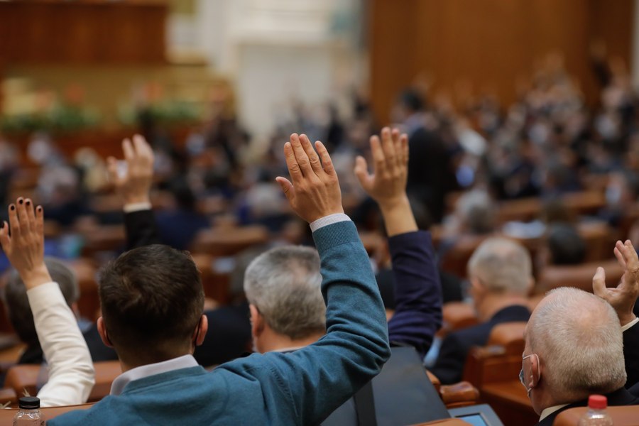 Numărul pensionarilor speciali din Parlament va crește până după 2050. Statul, pus să plătească și restanțele din 2021 și 2023