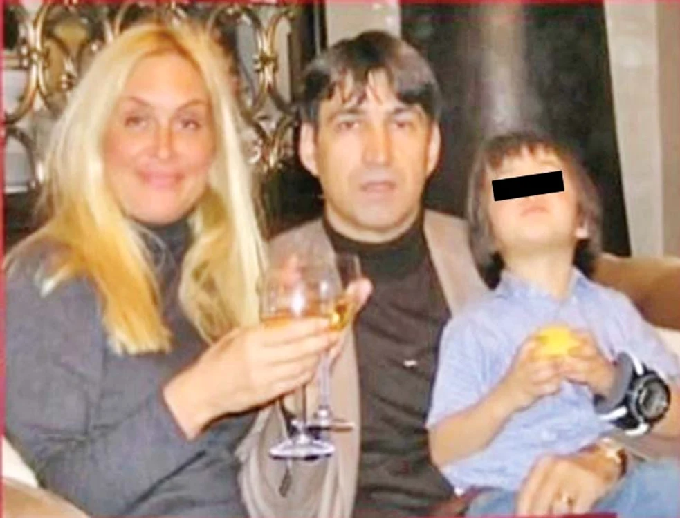 
    Vica Blochina este fericită că Edan creşte alături de tatăl lui  