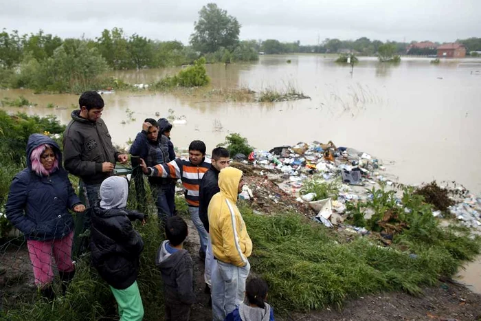 Inundaţii Bosnia şi Serbia FOTO Reuters