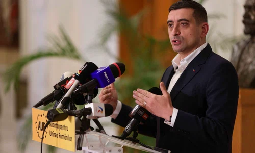 Președintele AUR, George Simion, face declarații de presă după depunerea  moțiunii de cenzură alături de PSD împotriva guvernuluii. FOTO Inquam Photos / Octav Ganea