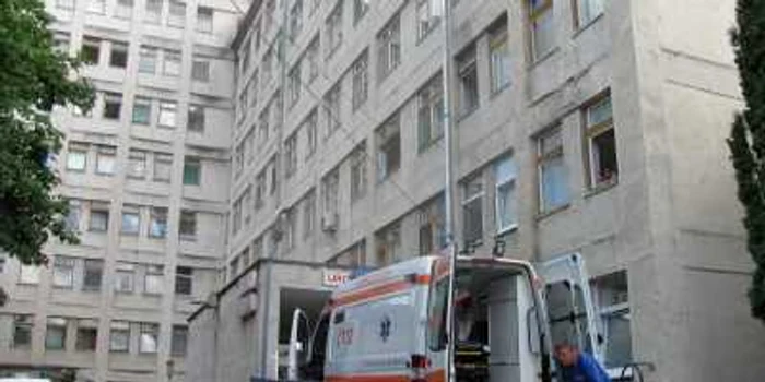 Victima a fost transportată la Spitalul de Urgenţă din Zalău