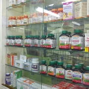 farmacie, raft supliemnte   foto pixabay jpg