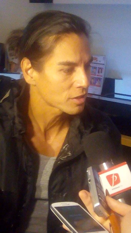 Julio Iglesias Jr. a rămas fascinat de frumuseţea româncelor