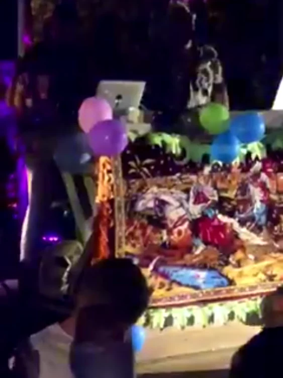 Decorul a fost unul specific ţigănesc