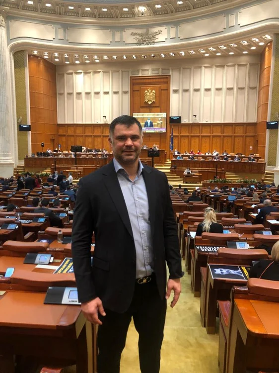 FOTO: Facebook/ Daniel Ghiţă