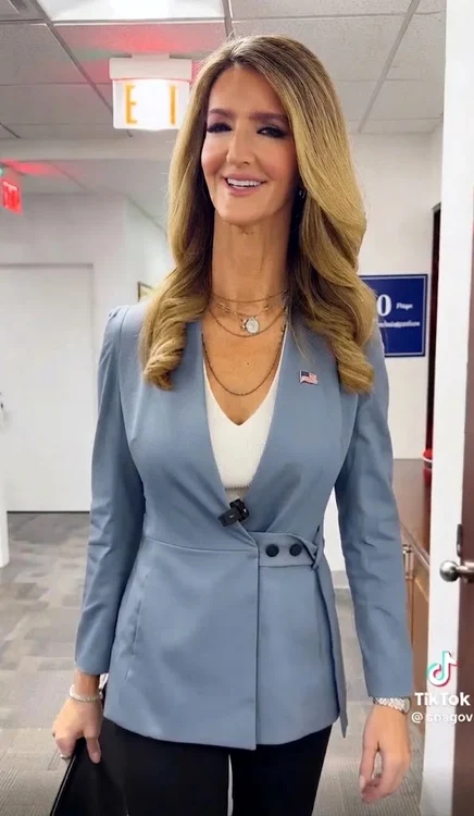 Kelly Loeffler jfif