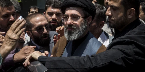 Mojtaba Khamenei la o paradă la Teheran în 2019 FOTO PROFIMEDIA