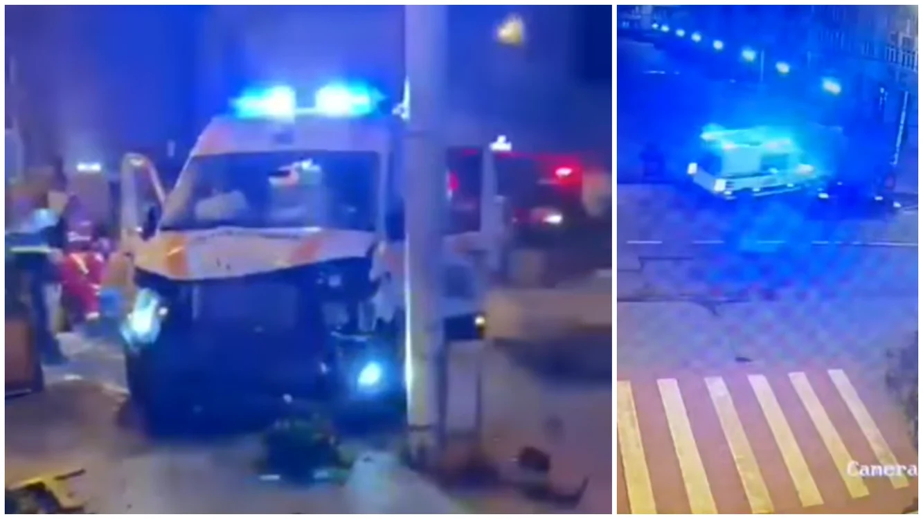 Ambulanța a fost serios avariată în urma impactului. FOTO: captură video Facebook