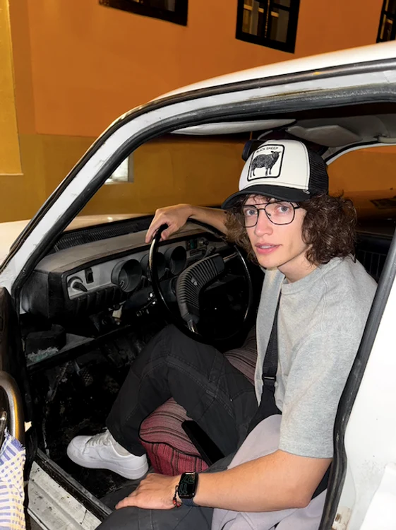 Clipurile lui Eduard au creat o comunitate globală în jurul României.