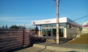 Metroul bucureştean: stații noi cu trenuri vechi jpeg