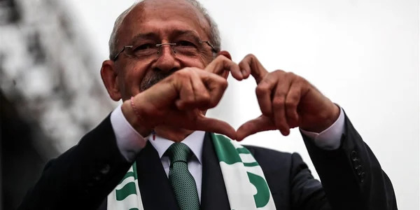 Kemal Kilicdaroglu semnul inimii foto EPA EFE jpg