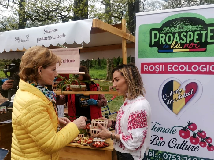 Târg pe Domeniul Regal Săvârșin FOTO Ștefan Both