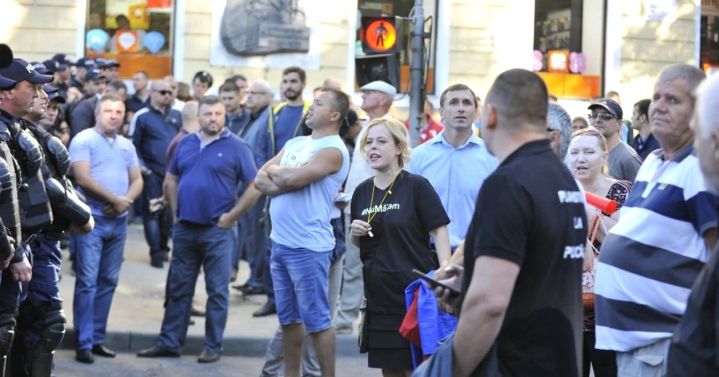 proteste chisinau foto Lia Nichiforova