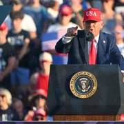 Trump  discurs în fața susținătorilor Iowa FOTO EPA EFE jpg