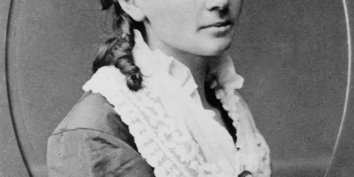 Berthabenzportrait jpg