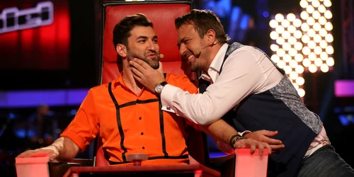 brenciu si smiley la vocea romaniei