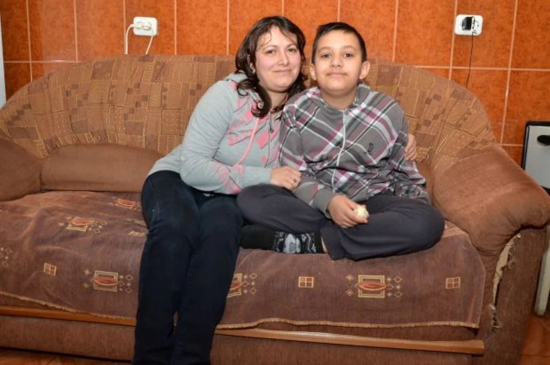 Vlad a fost diagnosticat cu narcolepsie, o bolaă rară care provocaă somnolenţă