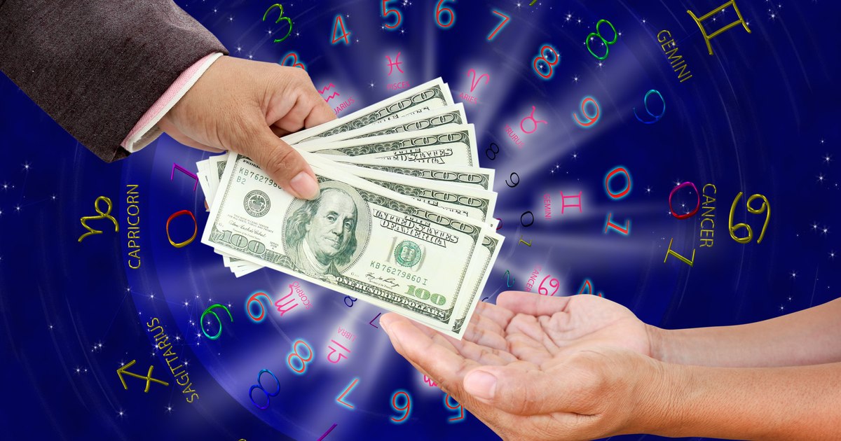 Horoscop duminică, 1 februarie. Nativii unei zodii primesc o oportunitate financiară neașteptată