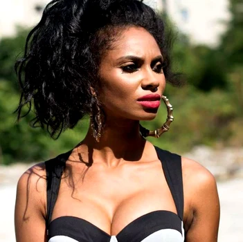 Laurette, una dintre cele mai sexy vedete. Sursă: Facebook