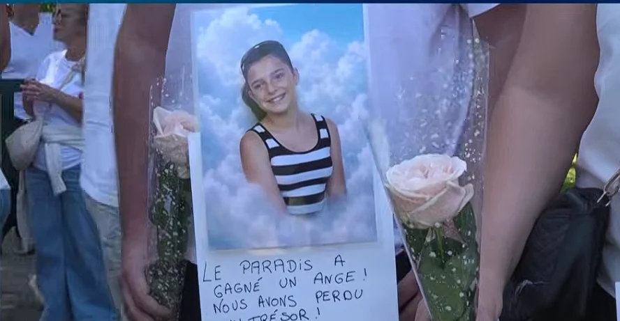 Indignare în Franța după moartea unei fetițe de 11 ani ucisă de un pedofil eliberat din pușcărie. Ministrul Justiției cere verificarea a 70.000 de dosare