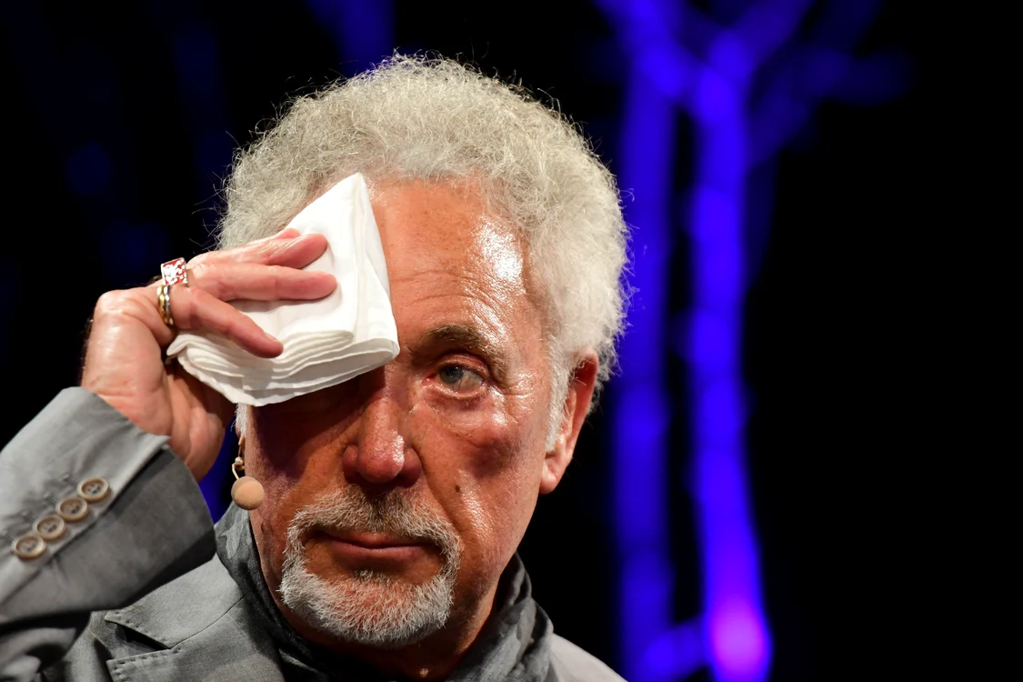 1 tom jones intro jpg jpeg