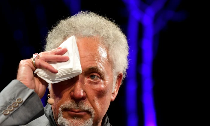 1 tom jones intro jpg jpeg