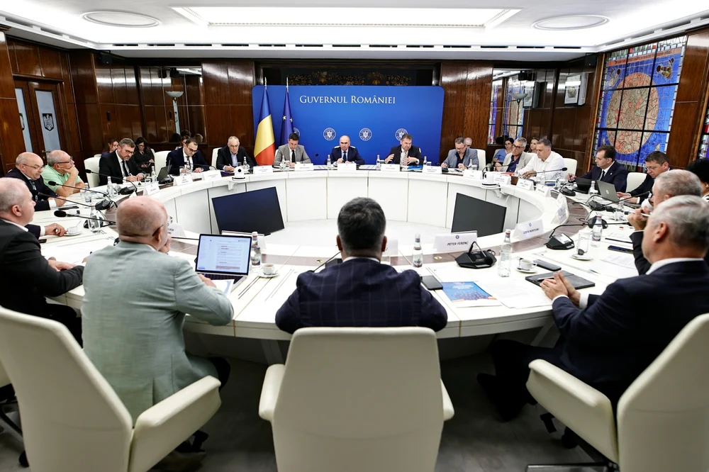 Proiect de lege: reducere cu 10% a posturilor din administrația publică, anunțat de Ministerul Dezvoltării