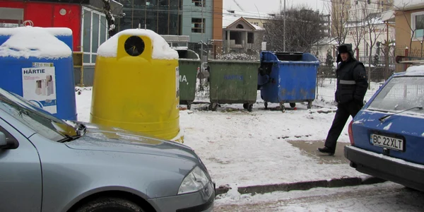 Gunoiul se colectează selectiv dar Primăria percepe aceleași taxe pentru deșeuri menajere