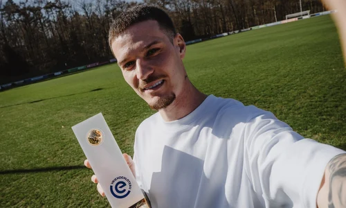 dennis man fb psv jpg