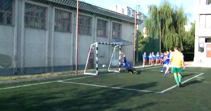 Asociaţia Judeţeană de Minifotbal a renunţat la taxa de înscriere