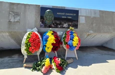 Basorelief al poetului Mihai Eminescu, inaugurat în Bulgaria (© Ambasada României în Republica Bulgaria)
