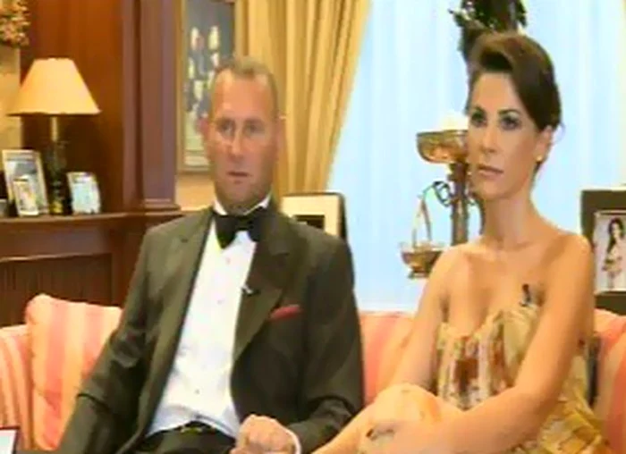 Viorel Cataramă şi Adina Alberts (captura Acasa TV)