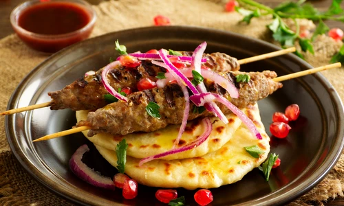 Kebap de miel  Sursa foto shutterstock 228239875 jpg