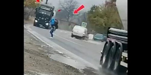 AQM 7g1FlJ o3iPc VJn8yAP7YASo9lUFeHRbDfJC8VOXa4HLlkc7iky VvZ fG5gCORRlSvpFyAfKOqLflZMZAT2oN9ULDITv52N g4oQ mp4 thumbnail png