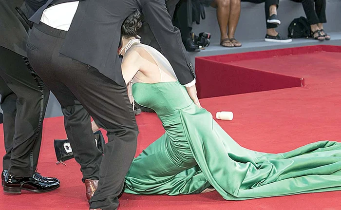 Moon So-ri de 42 de ani şi-a revenit şi apoi a făcut poze pentru faniFoto: Hepta