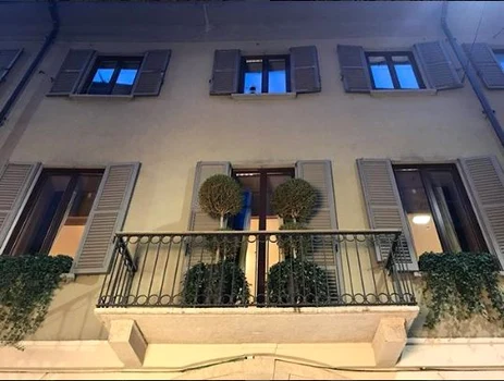 Raluca Lazarut in Italia jpeg