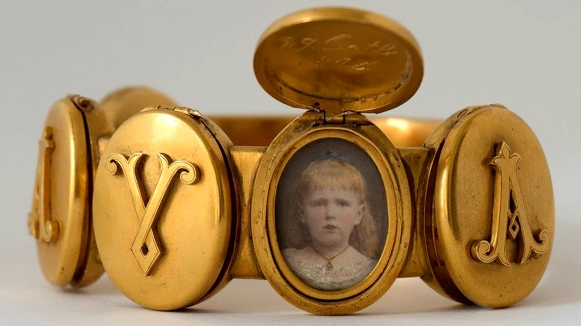 Cadoul de Crăciun primit de Principesa Maria de Edinburgh, viitoarea regină a României, la vârsta de 3 ani | FOTO jpeg