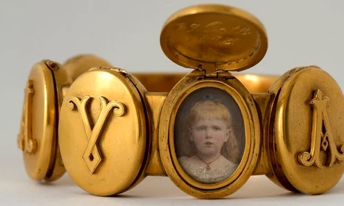 Cadoul de Crăciun primit de Principesa Maria de Edinburgh, viitoarea regină a României, la vârsta de 3 ani | FOTO jpeg