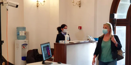 Termometre termoscanere instalate la Primăria Sector 1 Bucureşti Sursa PS1