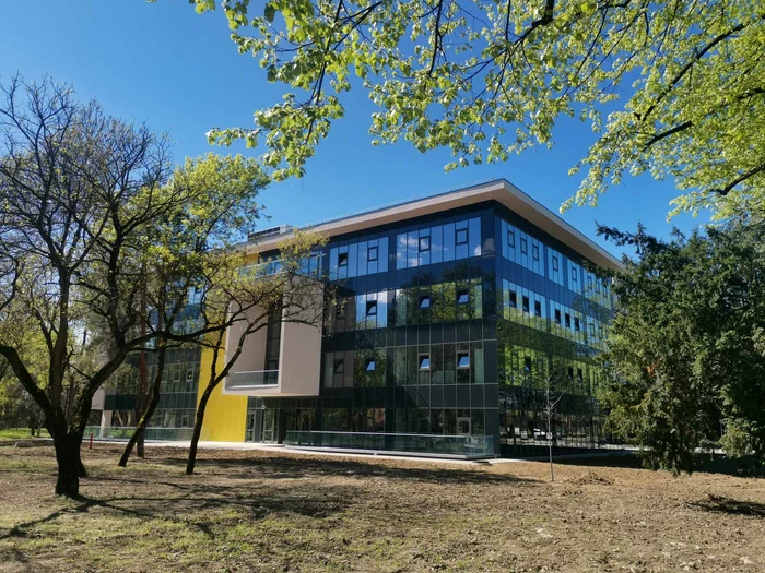 Inaugurarea Facultății de Chimie a UPT din Timișoara FOTO Ștefan Both