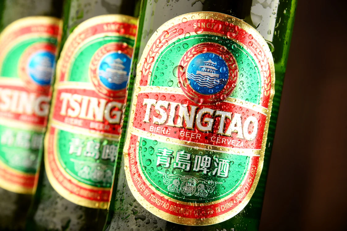 Un muncitor de la compania chinezească Tsingtao a fost filmat în timp ce urinează FOTO Shutterstock