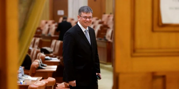 mru mihai razvan ungureanu  parlament foto mediafax