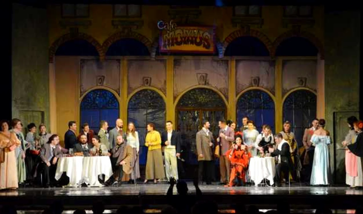 Scenă din opera La Boheme Foto: Teatrul Naţional de Operă şi Operetă ”Nae Leonard”