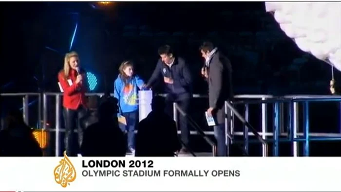 
    40.000 de oameni au fost prezenţi la ceremonie  