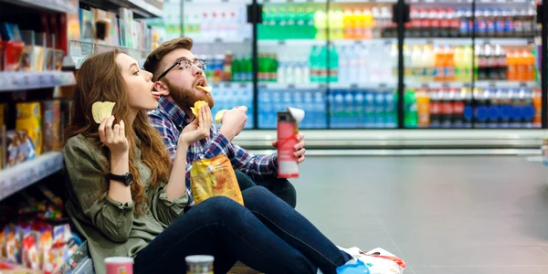 Junk food Foto shutterstock 618433058 jpg